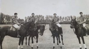 Equipo de Polo San Vicente años 60 - tercero de izq a derecha. Juan Carlos Correa Ossa